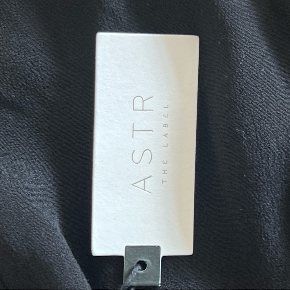 NWT ASTR The Label Black Short Sleeve Sheer Bodysuit Size Small - Picture 11 of 11